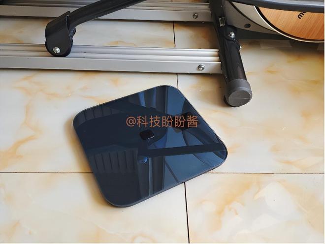 Pro炫彩大屏智能交互息屏也能连蓝牙开元ky棋牌上新啦！米家体脂秤S400(图3)