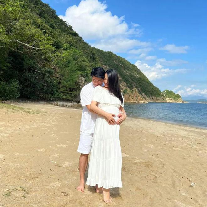 怀孕四年前离巢退圈自言不适合在娱乐圈发展开元棋牌appTVB港姐小花结婚三年宣布(图9)